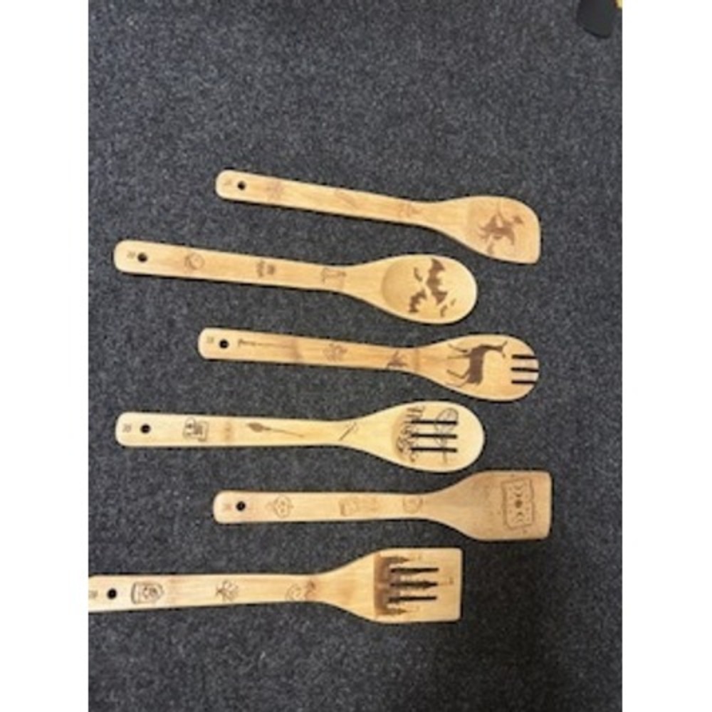 Riviera Bamboo Utensils Set Halloween Witch Bat Spooky Kitchen Cooking Serving - Picture 5 of 8